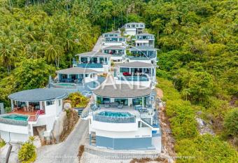 Villa balinaise, 3 chambres piscine priv  e vue mer has Balcony rooms