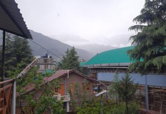 Chhering Lodgings allows 18 year olds to book a room