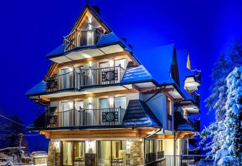 Villa Taternik by Golden Villas allows 18 year olds to book a room