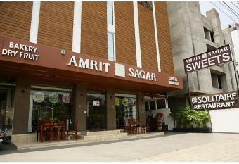 Hotel Solitaire, Indore has Balcony rooms