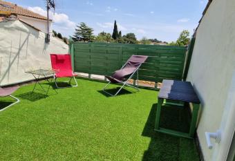 Maison PORTIRAGNES pr  s de la mer et du Canal du Midi has Balcony rooms