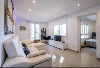 Lagomar has Balcony rooms