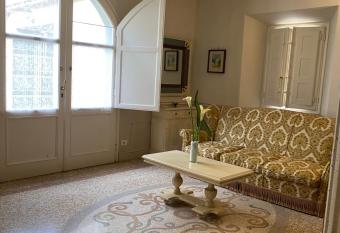 Casa dei Cherubini allows 18 year olds to book a room