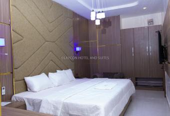 Laycon Hotel and suites allows 18 year olds to book a room
