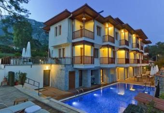 SUMMER OTEL has Balcony rooms