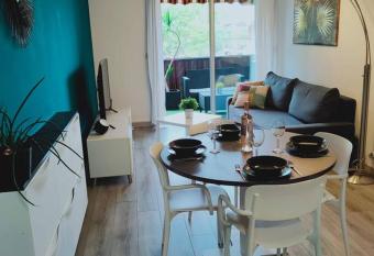 Farniente Riviera has Balcony rooms