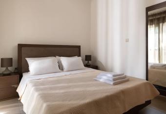 gefiraki apartment has Balcony rooms