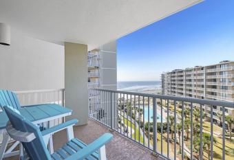 Tradewinds Unit 608 has Balcony rooms