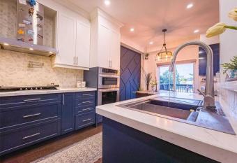 The Splendid House has Balcony rooms