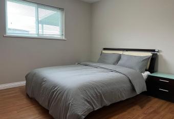 Independent access, one bedroom, one living room, one kitchen and one bathroom has Balcony rooms