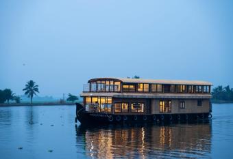 Kerala Boathouse has Balcony rooms