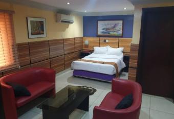 Jeromes Garden and suites allows 18 year olds to book a room