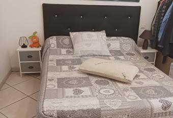 FERRANDI allows 18 year olds to book a room