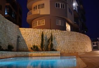 Mensija Valley Residences has Balcony rooms