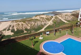appartement au bord de l eau has Balcony rooms