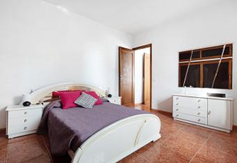 Santa Barbara 110 has Balcony rooms