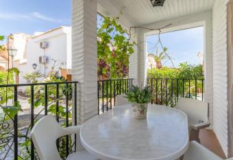 Casa E has Balcony rooms