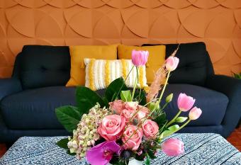 La Familia #3 allows 18 year olds to book a room