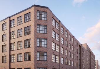 Luxury Penthouse Apartment has Balcony rooms