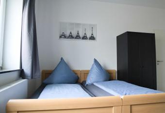 Heide Ferienwohnung S  d has Balcony rooms