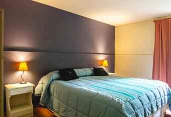 Hotel Ariel allows 18 year olds to book a room