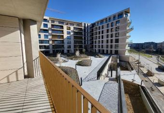 Cloche d Or luxery apartment Luxembourg-Gasperich allows 18 year olds to book a room