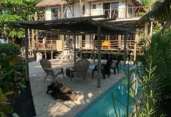 Casa, Cabo Tortugas, Monterrico has Balcony rooms