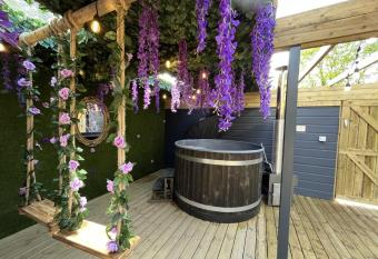 Wonderland Retreats allows 18 year olds to book a room