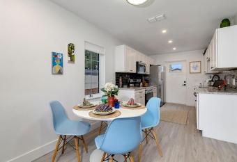 Florida Short and Seasonal townhouses allows 18 year olds to book a room