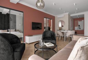 APARTIO ROOMS Gliwice has Balcony rooms