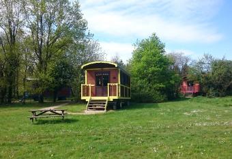 Domaine de la Grang  e has Balcony rooms