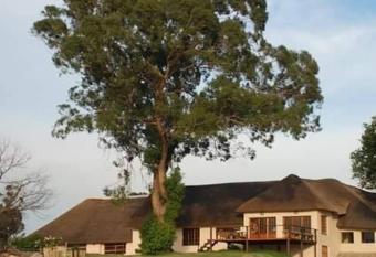 ThakhuBrunfelsia allows 18 year olds to book a room