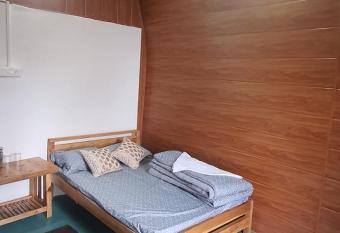 Newbloomhomestay has Smoking/Balcony rooms