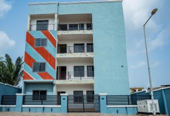 J`S WAY has Balcony rooms