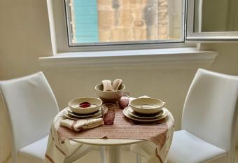 La Maison Plume, Appart Boutique has rooms with a private hot tub