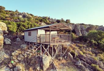 Mandra - Nature Living allows 18 year olds to book a room