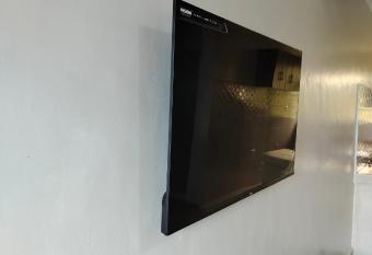 Meru Apartments - Canopy has Balcony rooms