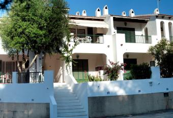 IDILICO APARATAMENTO has Balcony rooms