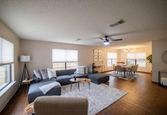 Perfect stay in San Antonio TX has Balcony rooms