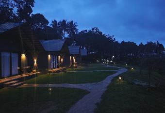 Bendheka - Cliff Front Cottages Coorg has Smoking rooms