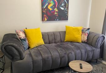 Lovely Cozy Apartment allows 18 year olds to book a room