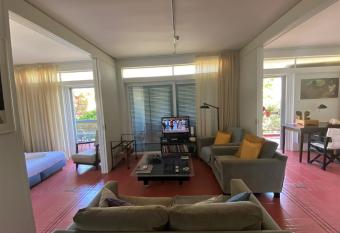 Argyro suite Rafina has Balcony rooms