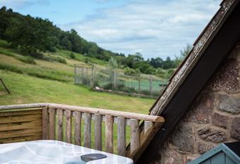 Brambles has rooms with a private hot tub