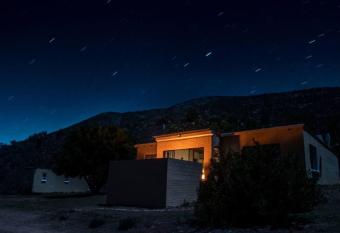 Ubuntu Farm House has Balcony rooms