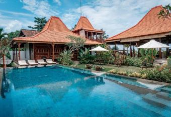 Primavera Villa has Balcony rooms