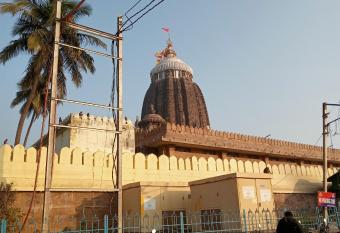DEVI SHYAMA LODGE has Balcony rooms