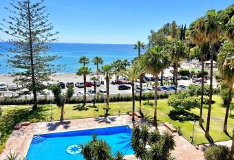 First Line Rosa Nautica Pool has Balcony rooms