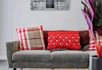 Family Friendly Vacation Home.(Numbre Suites 893) has Balcony rooms