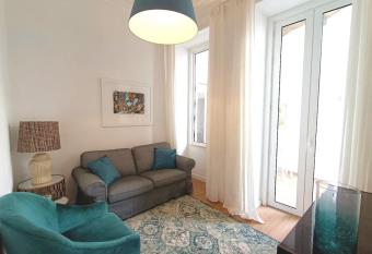 10 MARIA - Faro has Balcony rooms