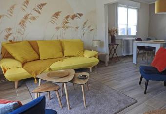 Entre oc  an et marais has Balcony rooms